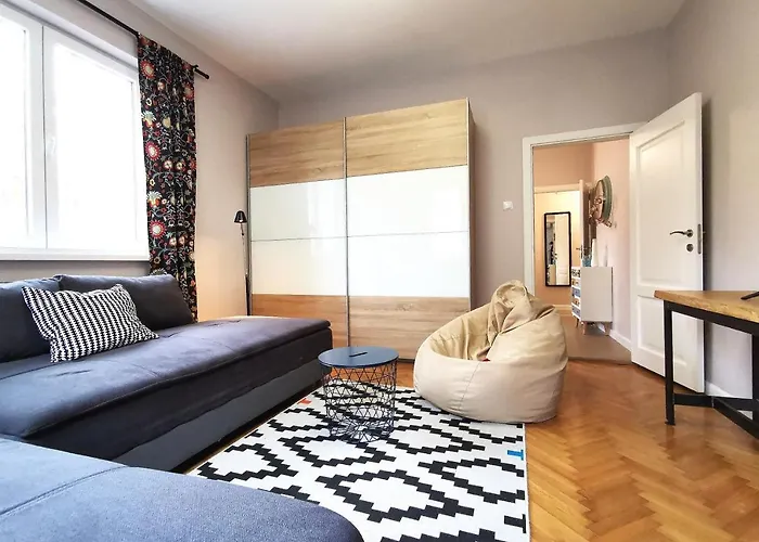 Beautifully Decorated Functional Apartment